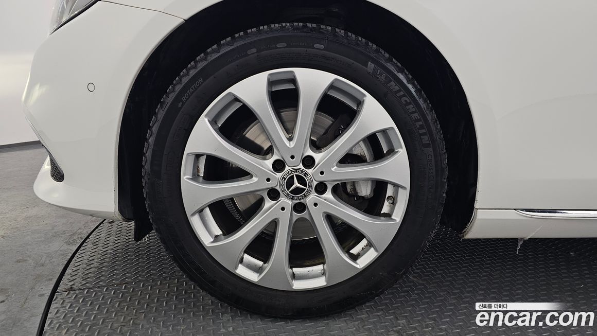 Mercedes-Benz E-Class 2019