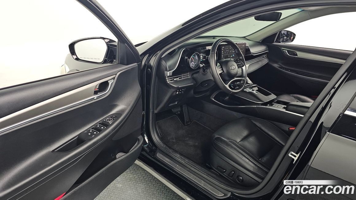 Hyundai Grandeur 2022