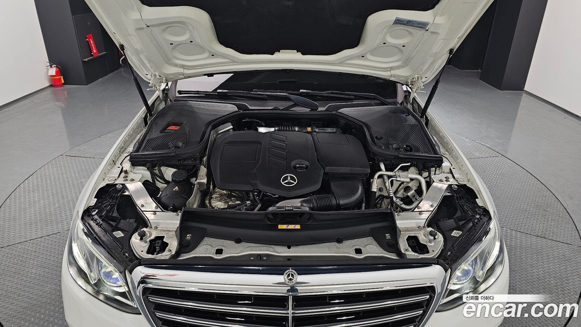 Mercedes-Benz E-Class 2019