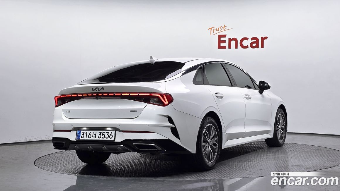 Kia K5 2023