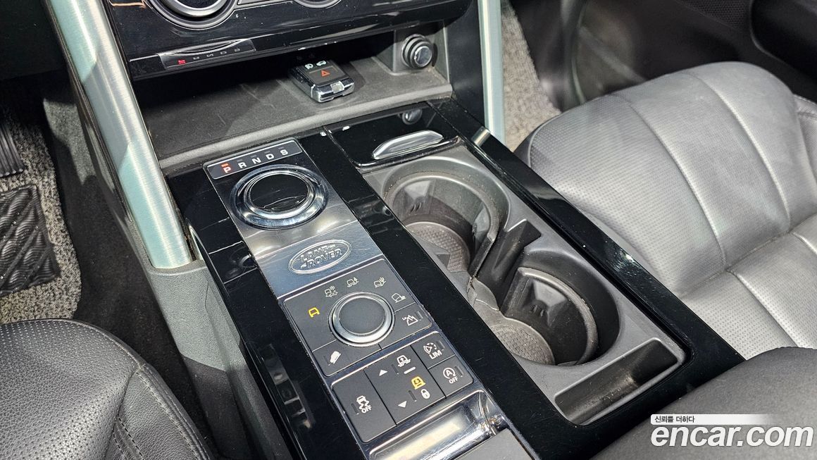 Land Rover Discovery 2018