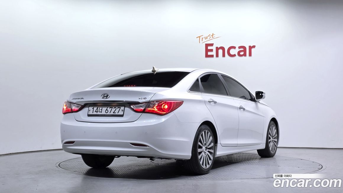 Hyundai Sonata 2012