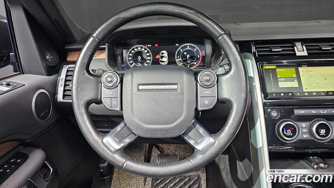 Land Rover Discovery 2018