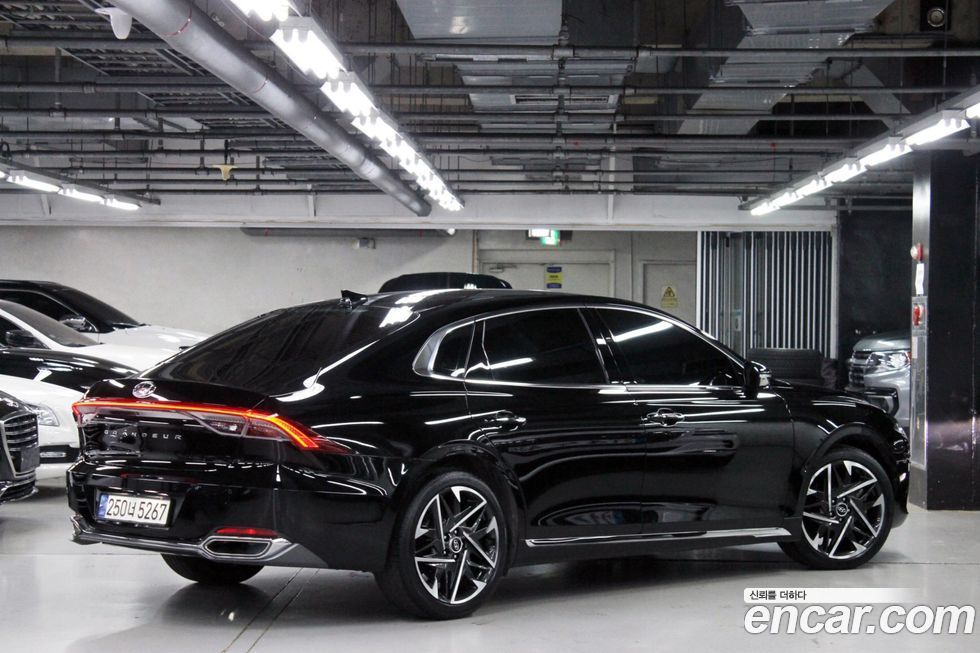 Hyundai Grandeur 2021