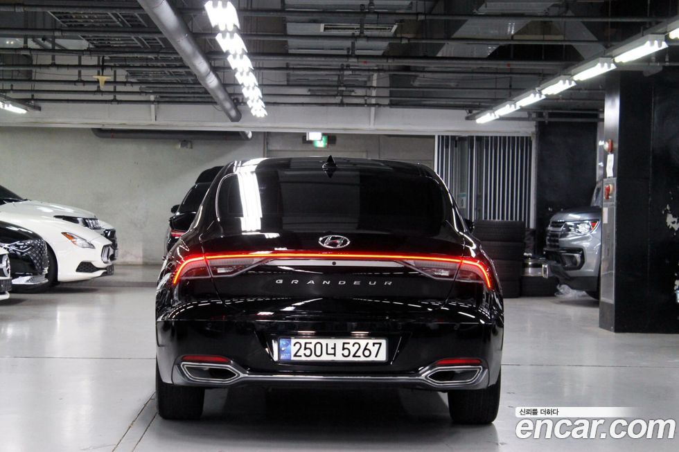 Hyundai Grandeur 2021