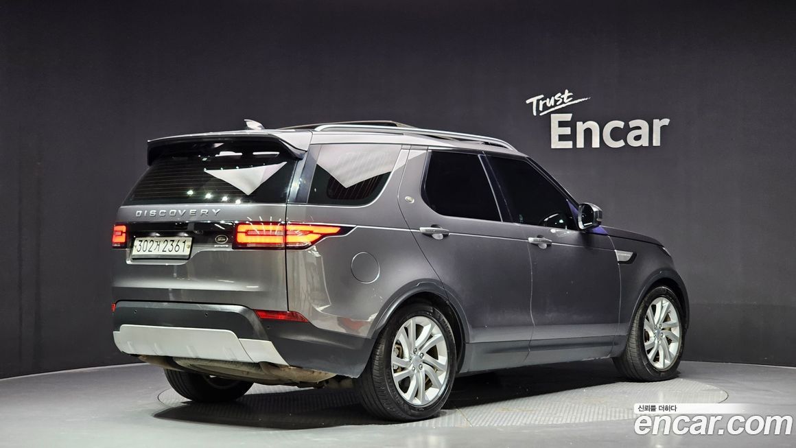 Land Rover Discovery 2018