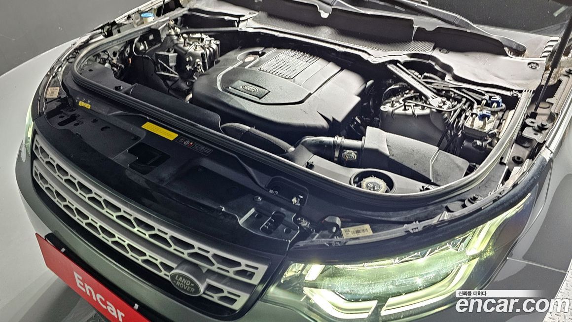 Land Rover Discovery 2018