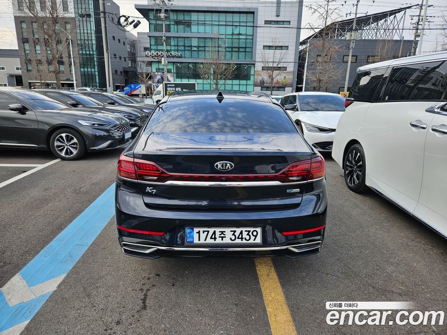 Kia K7 2021