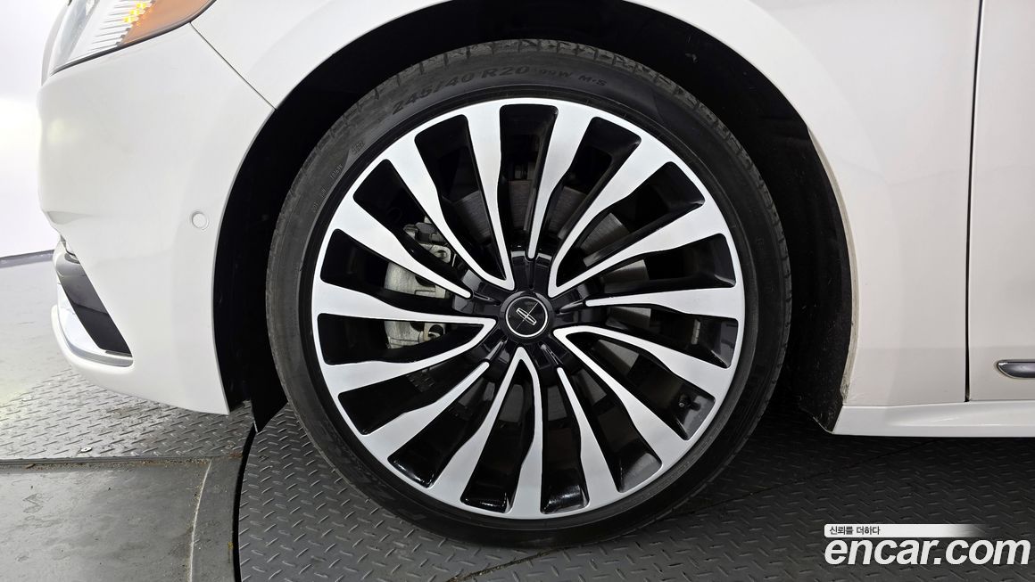 Lincoln Continental 2018