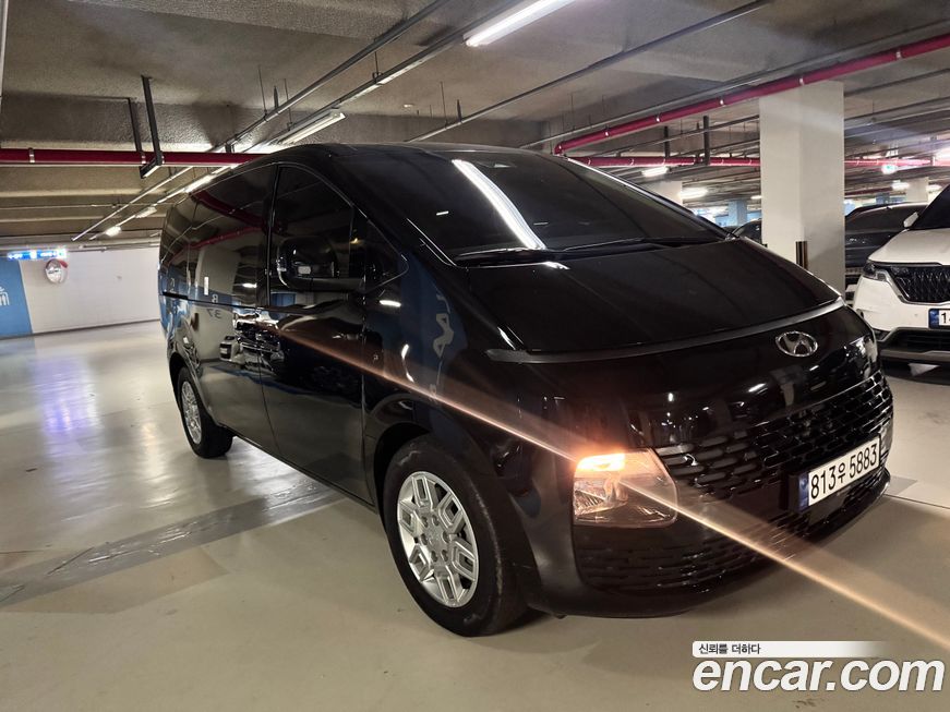 Hyundai Staria 2023