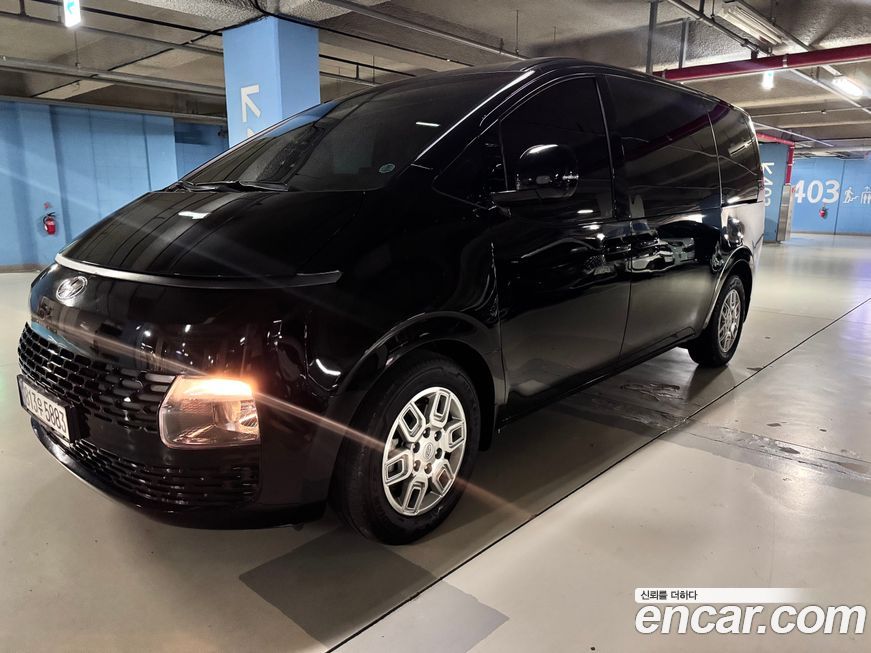 Hyundai Staria 2023
