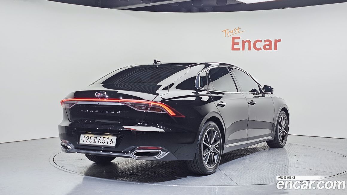 Hyundai Grandeur 2022