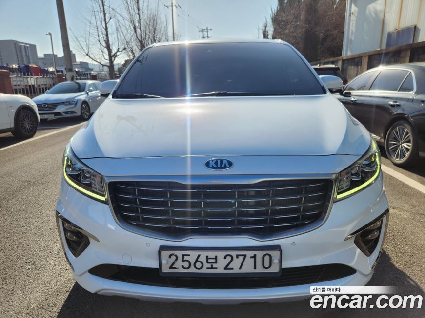 Kia Canival 2020