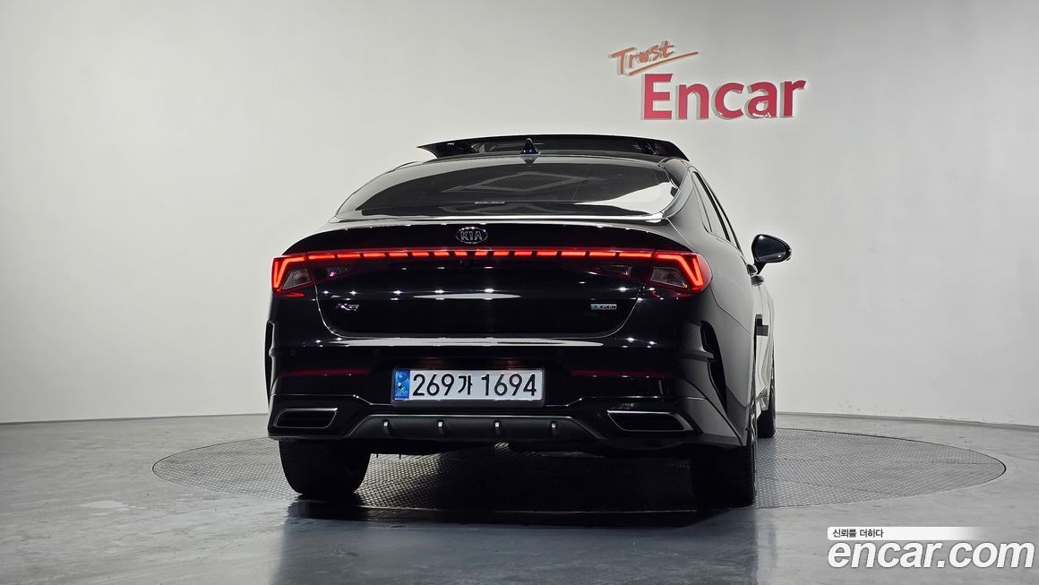 Kia K5 2021