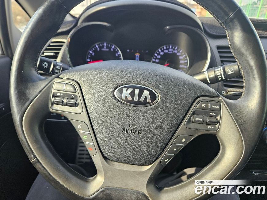 Kia K3 2013