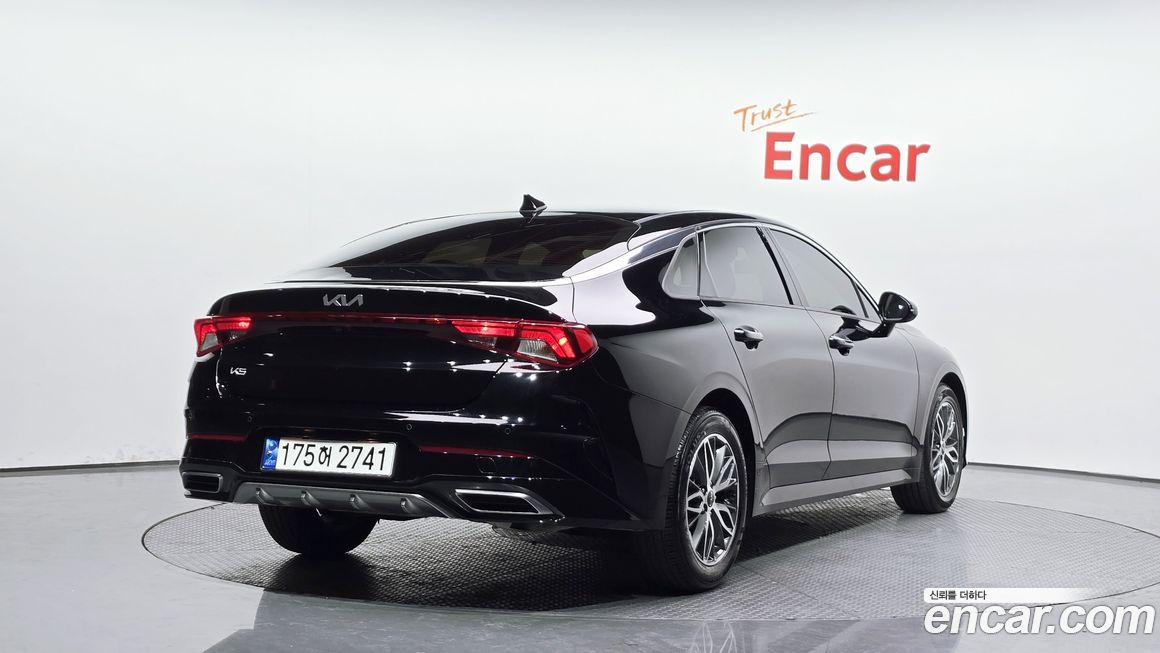 Kia K5 2023