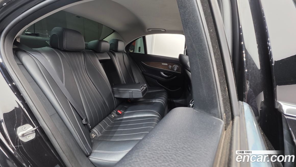 Mercedes-Benz E-Class 2018