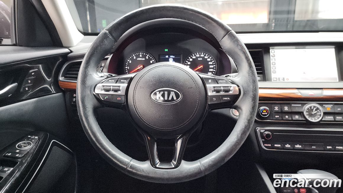 Kia K7 2016