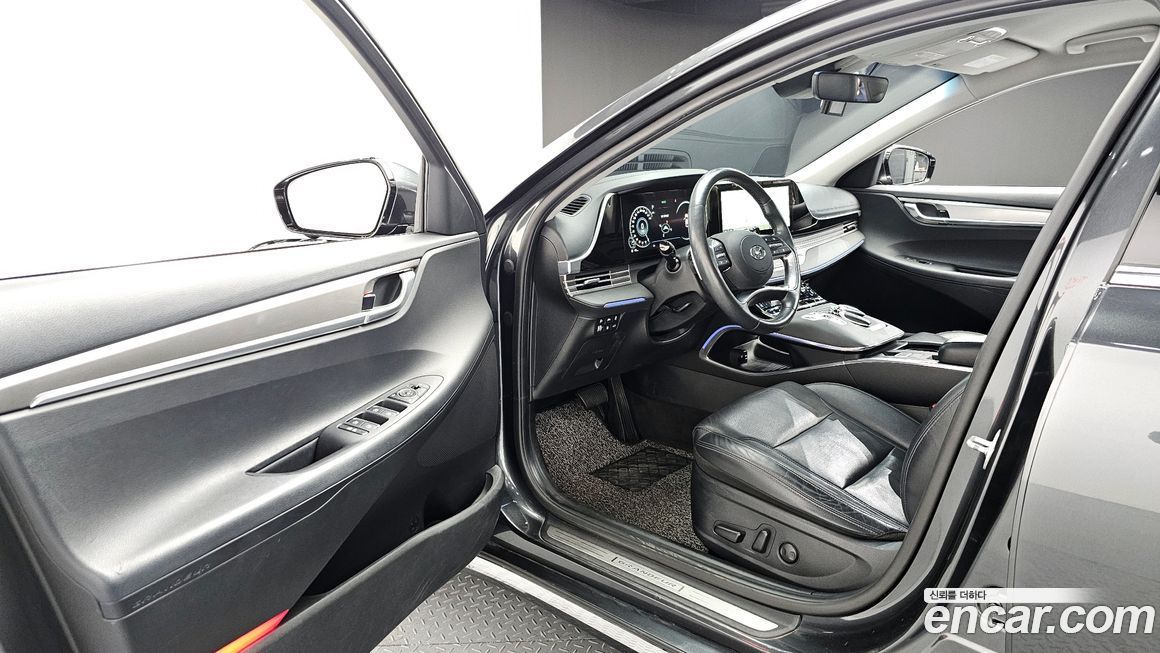 Hyundai Grandeur 2021