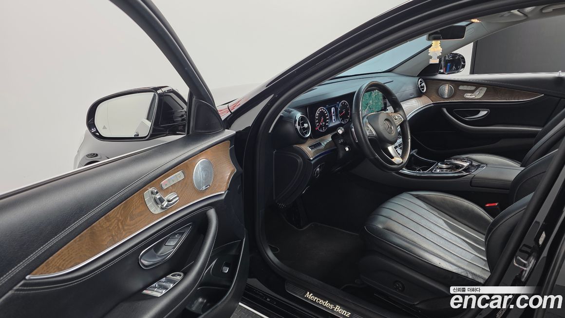 Mercedes-Benz E-Class 2018