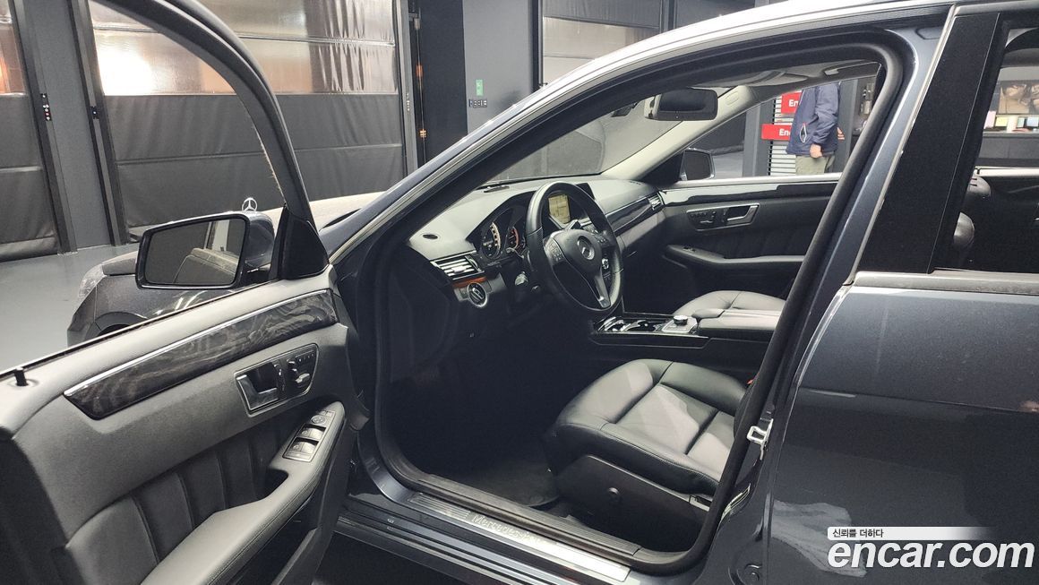 Mercedes-Benz E-Class 2013
