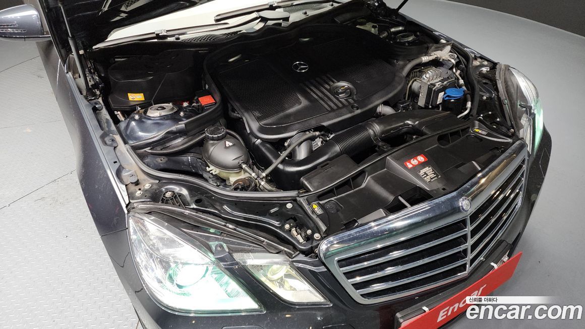 Mercedes-Benz E-Class 2013