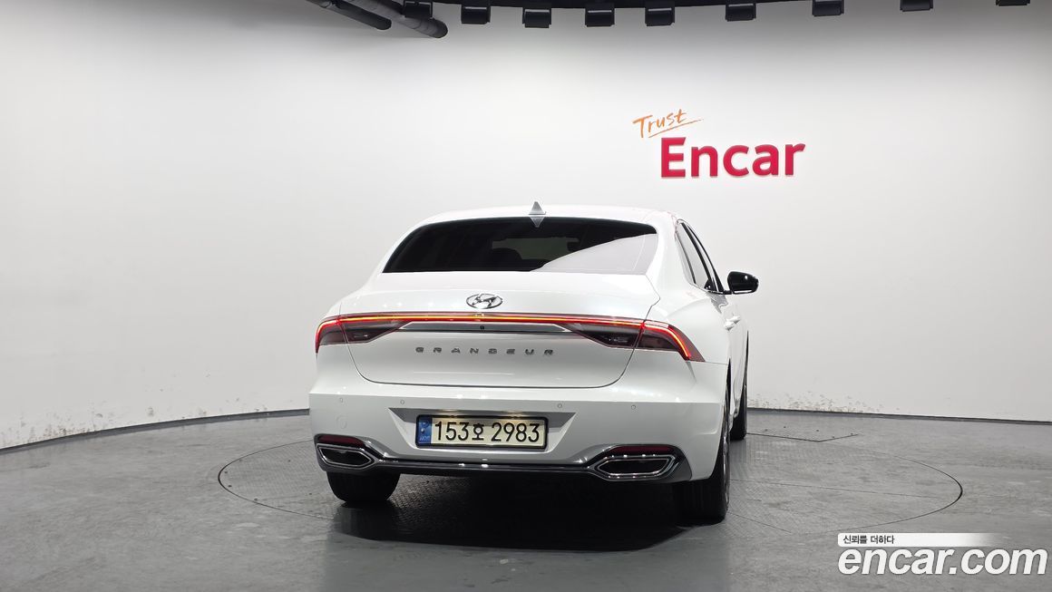 Hyundai Grandeur 2021