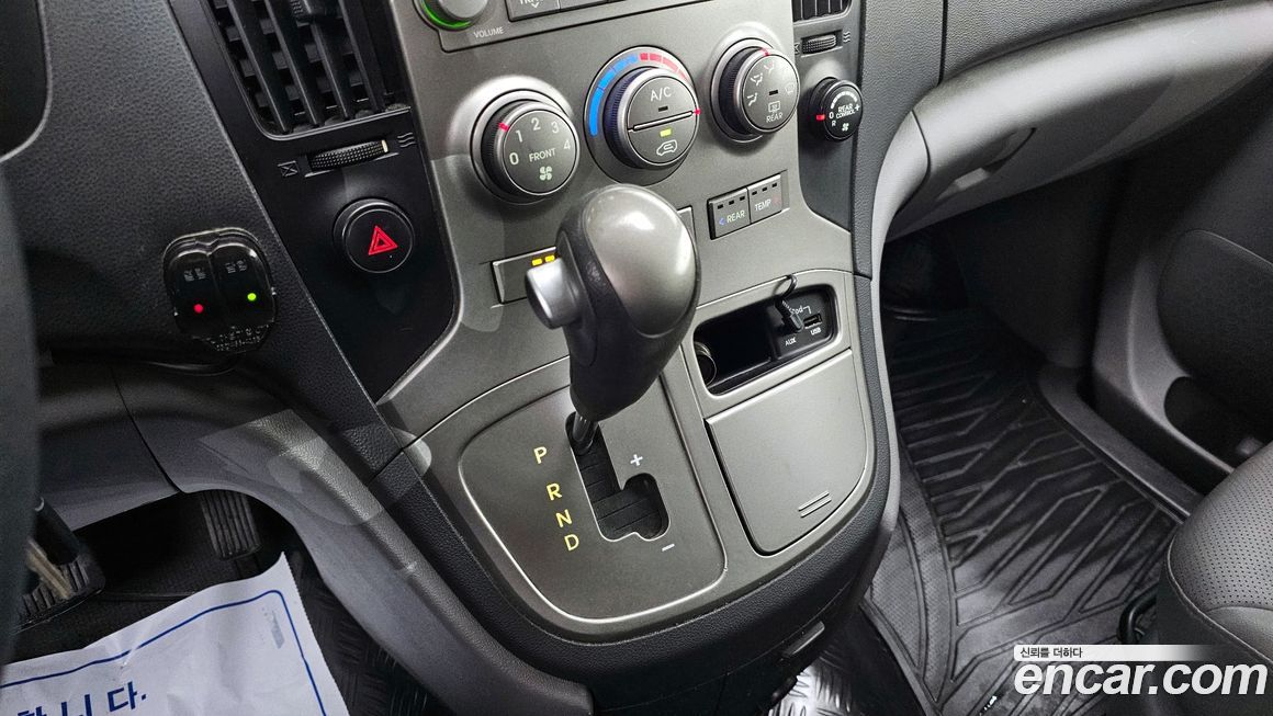 Hyundai Starex 2015