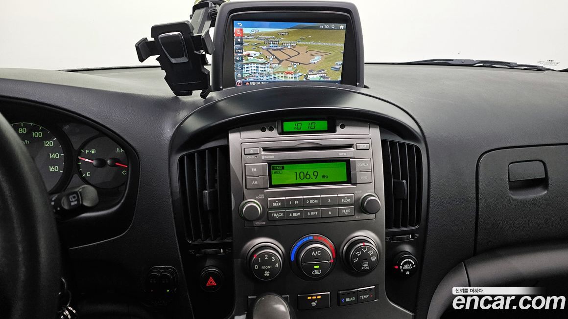 Hyundai Starex 2015
