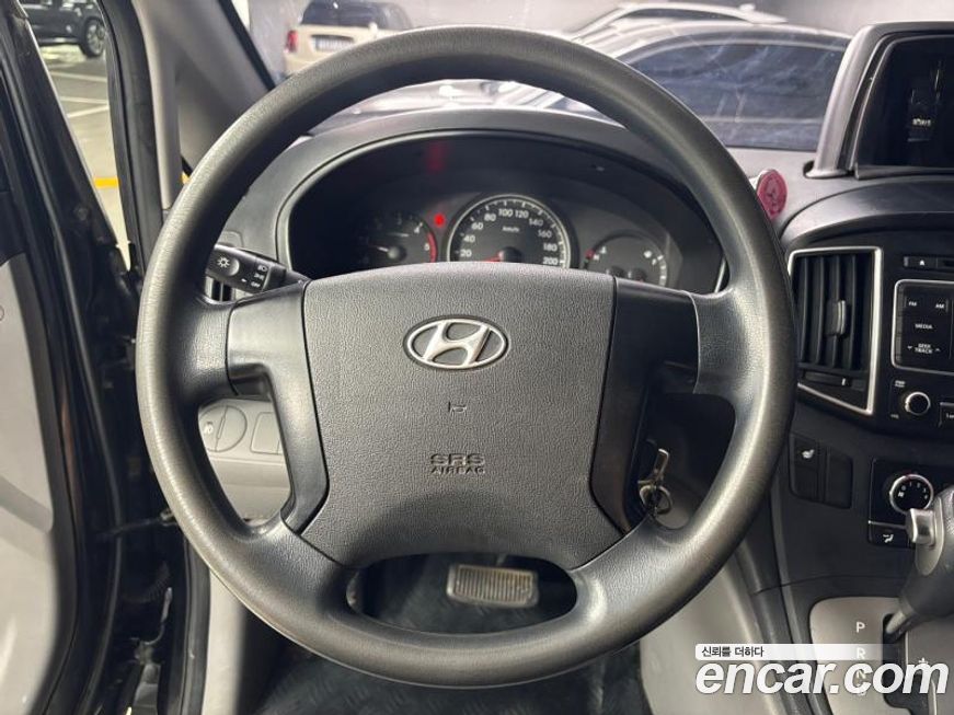 Hyundai Starex 2016