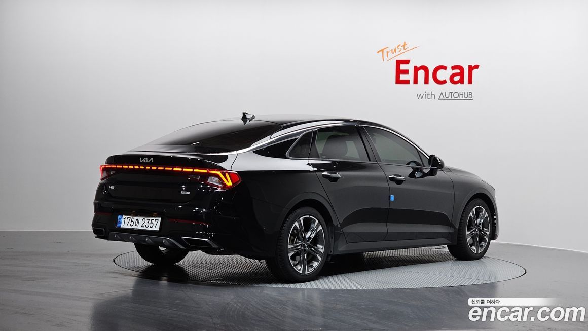 Kia K5 2023