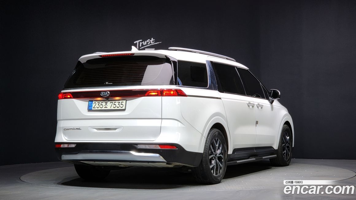 Kia Canival 2021