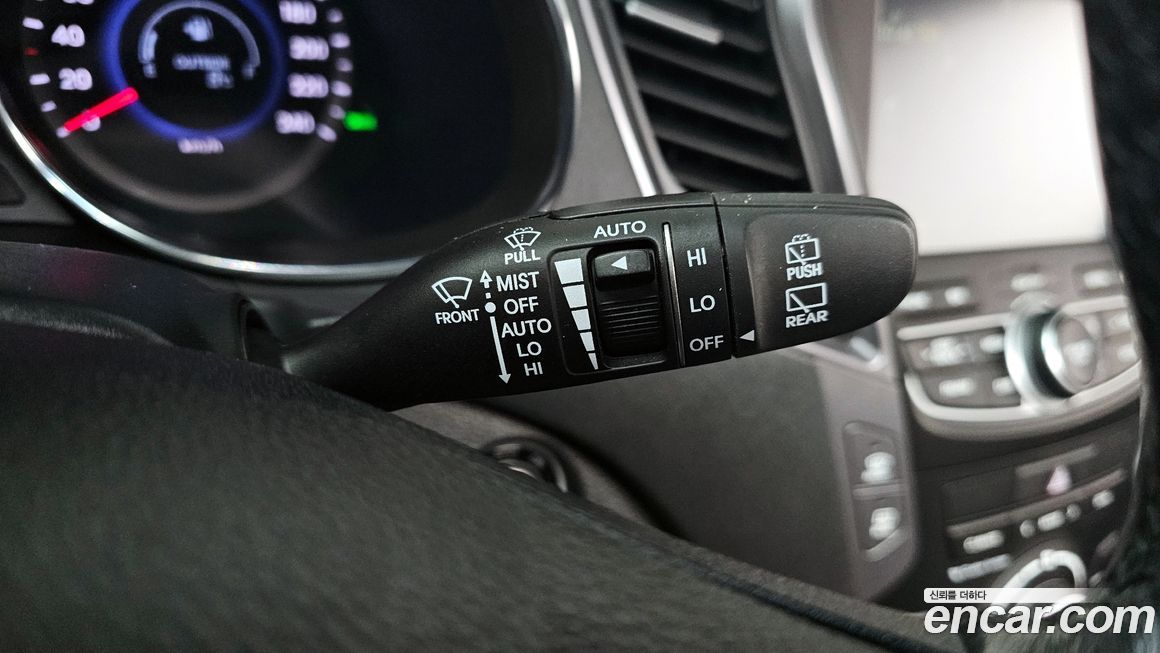 Hyundai Santafe 2015