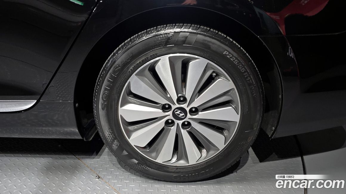 Hyundai Grandeur 2016