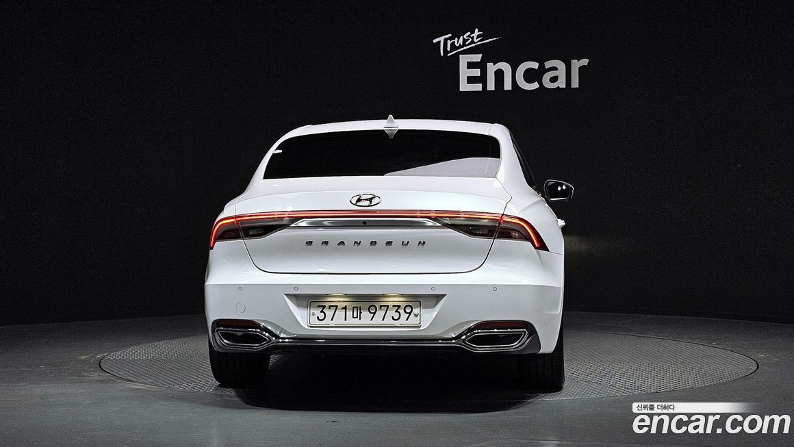 Hyundai Grandeur 2022