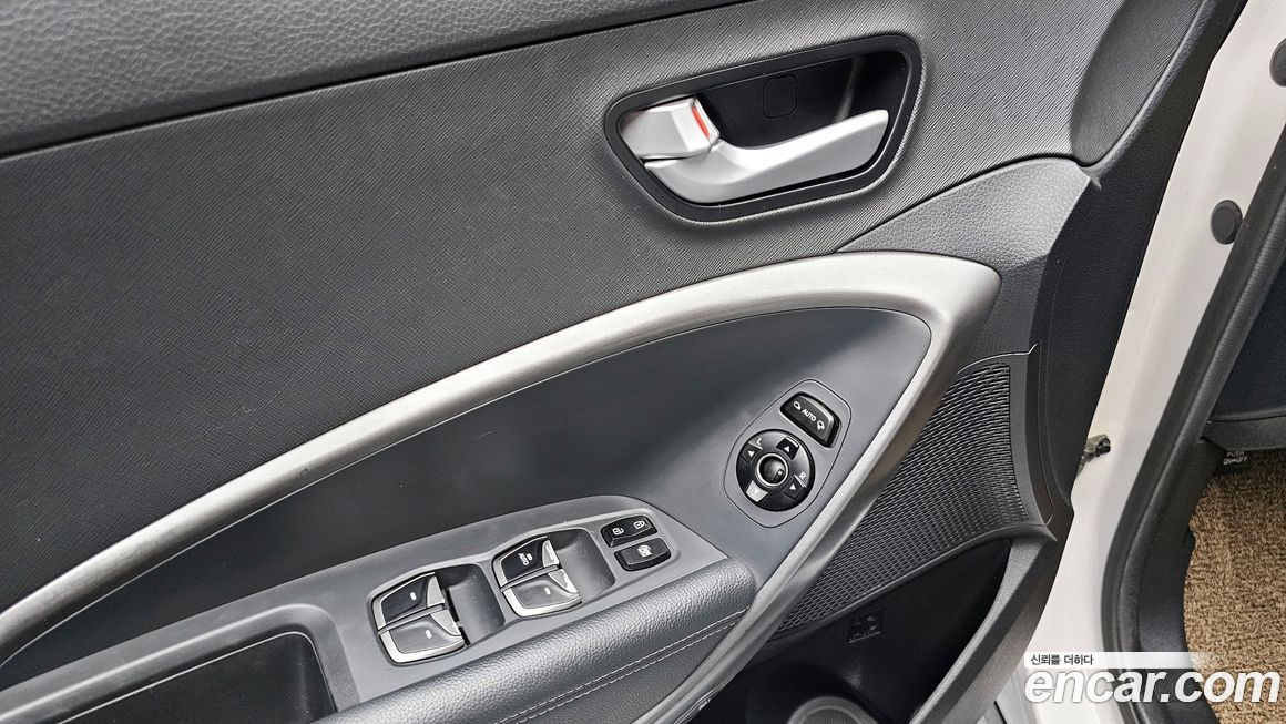 Hyundai Santafe 2016