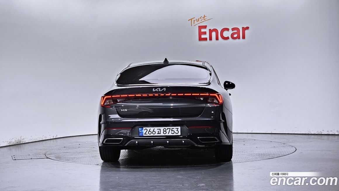 Kia K5 2023