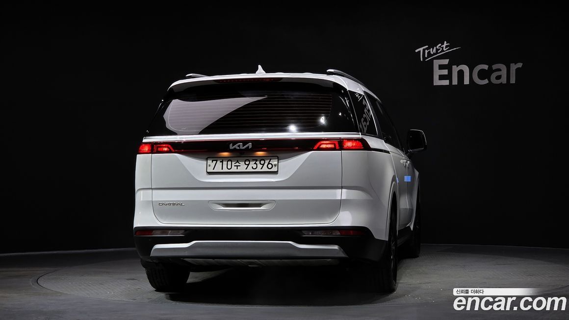 Kia Canival 2023