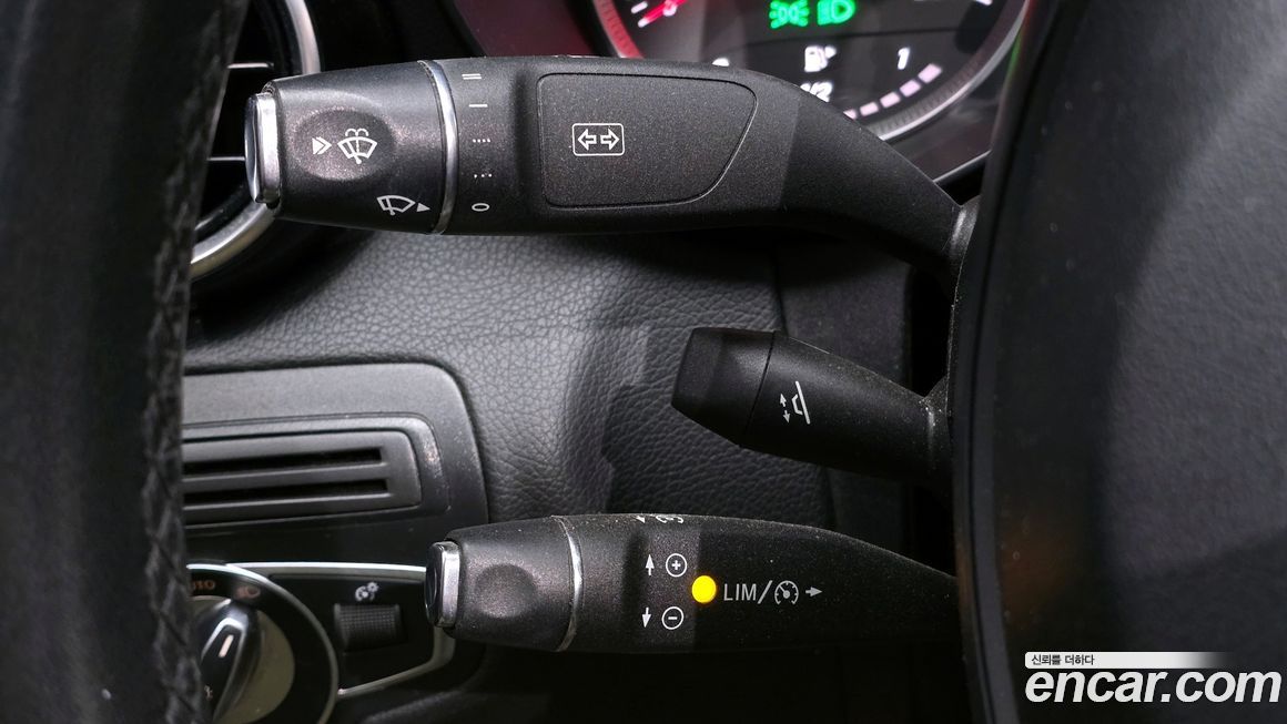 Mercedes-Benz C-Class 2018