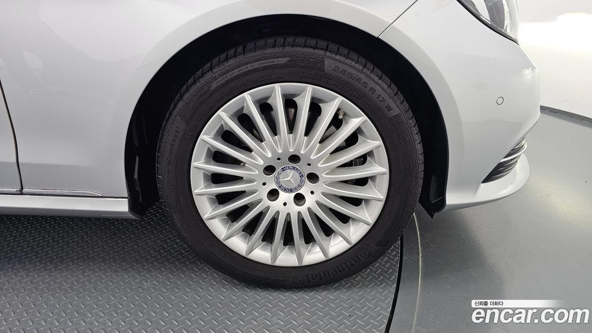 Mercedes-Benz E-Class 2014