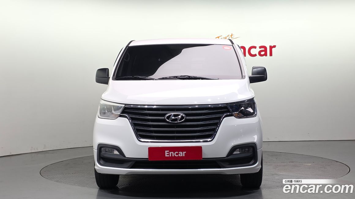 Hyundai Starex 2019