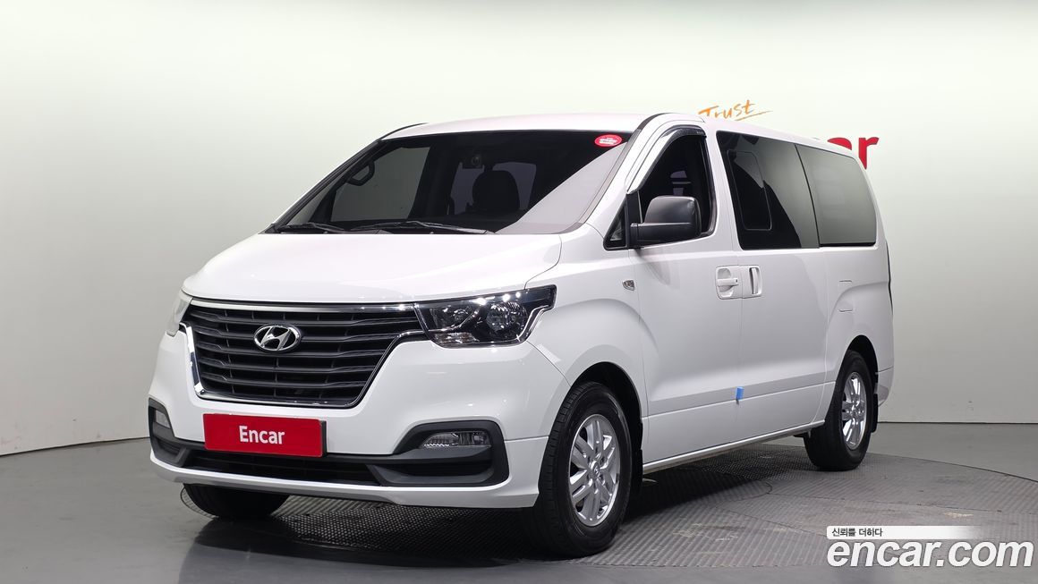 Hyundai Starex 2019