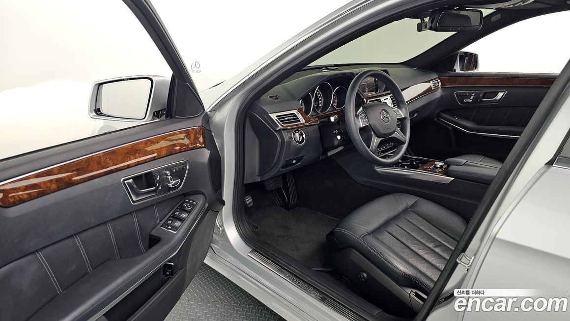 Mercedes-Benz E-Class 2014