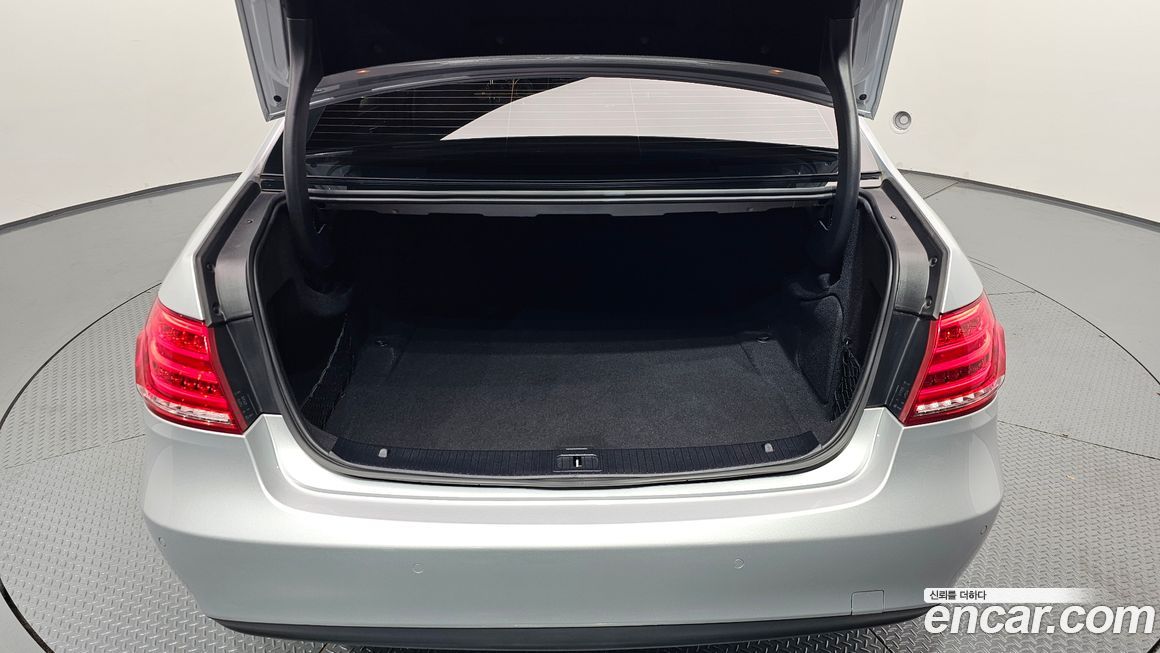 Mercedes-Benz E-Class 2014