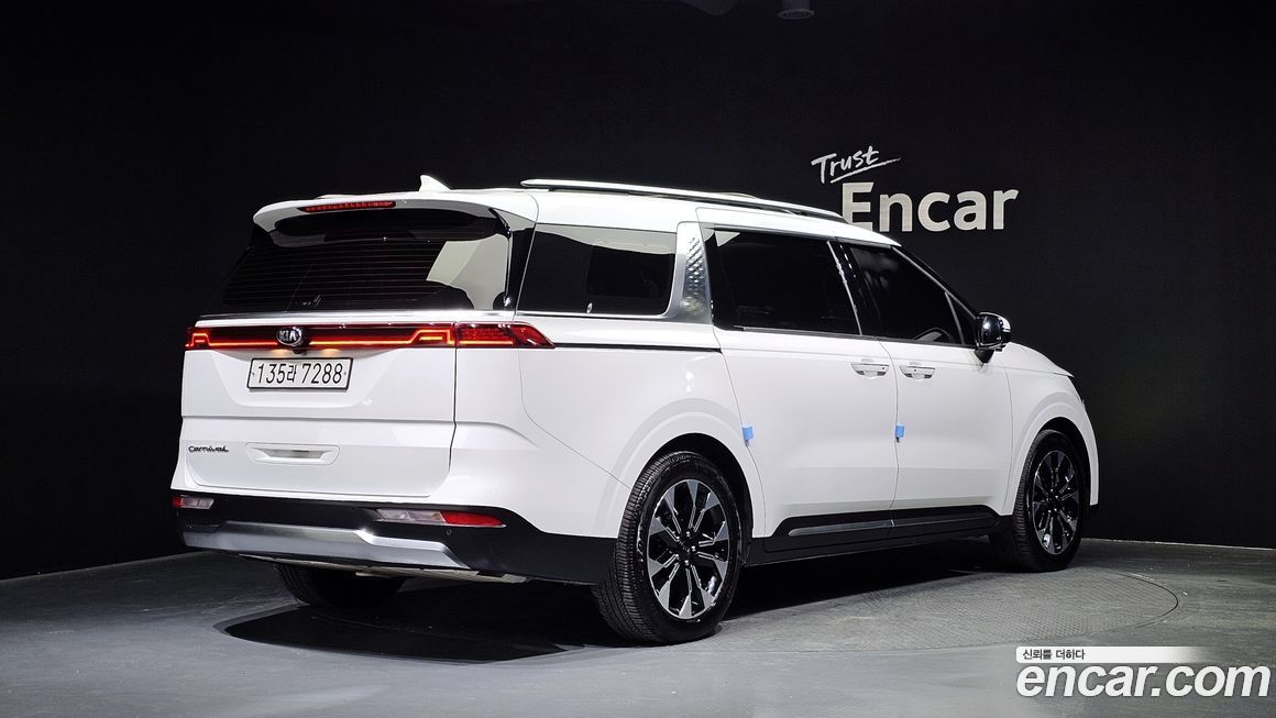 Kia Canival 2021