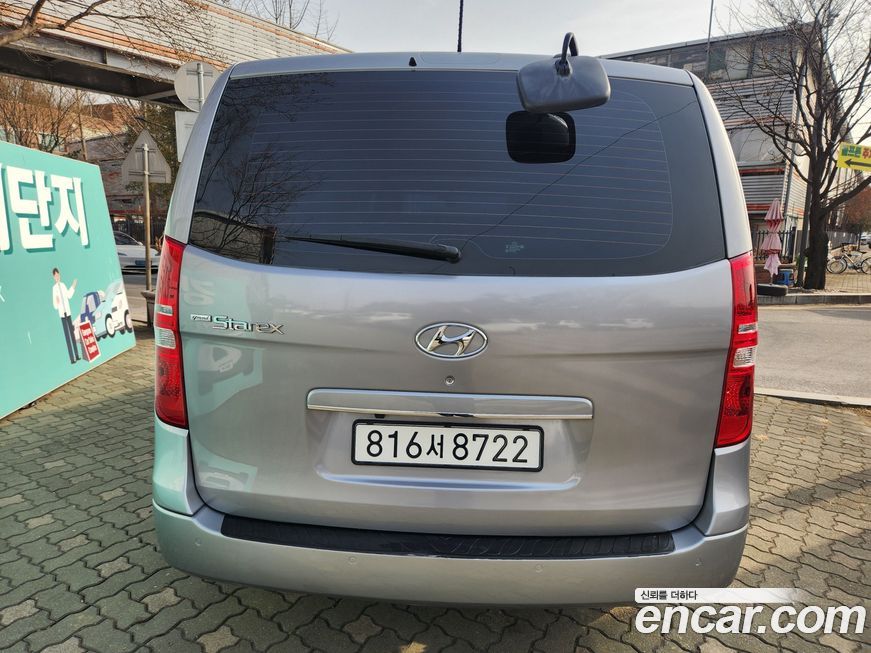 Hyundai Starex 2019