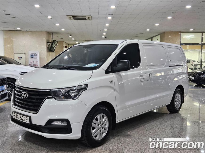 Hyundai Starex 2021