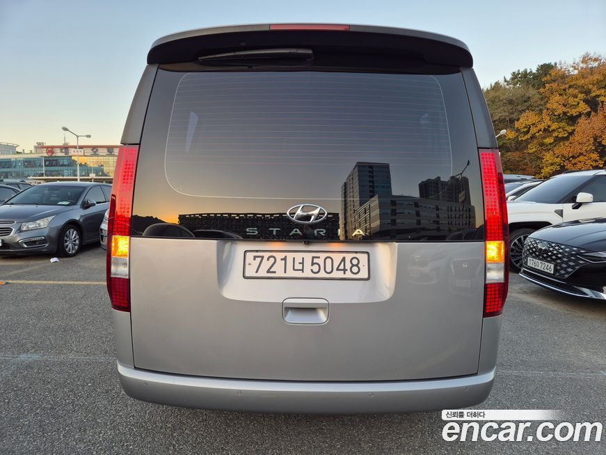 Hyundai Staria 2023