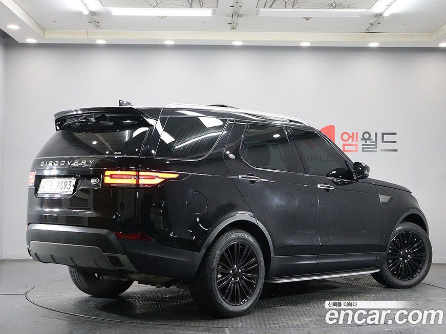 Land Rover Discovery 2018