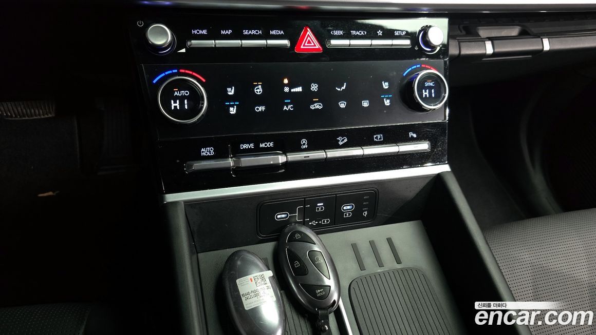 Hyundai Santafe 2025